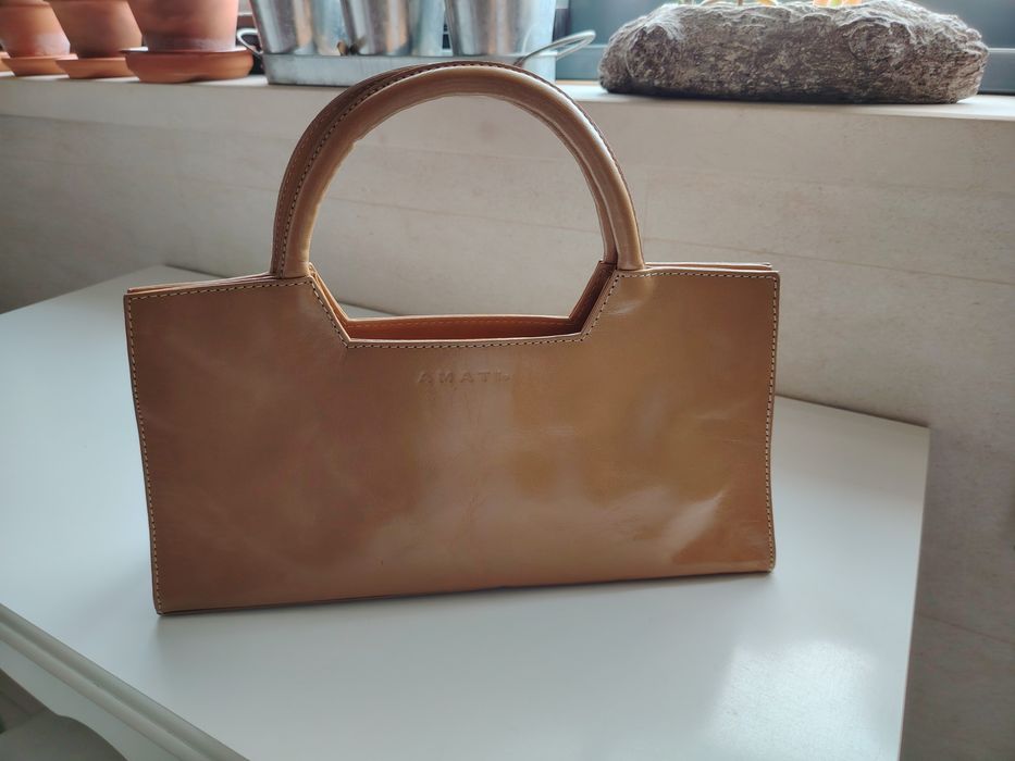 Mala Amati em pele nunca usada