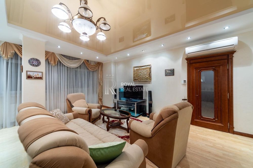 Оренда Квартира 3к 140м2 Центр Балкон Гардероб Укриття Метро