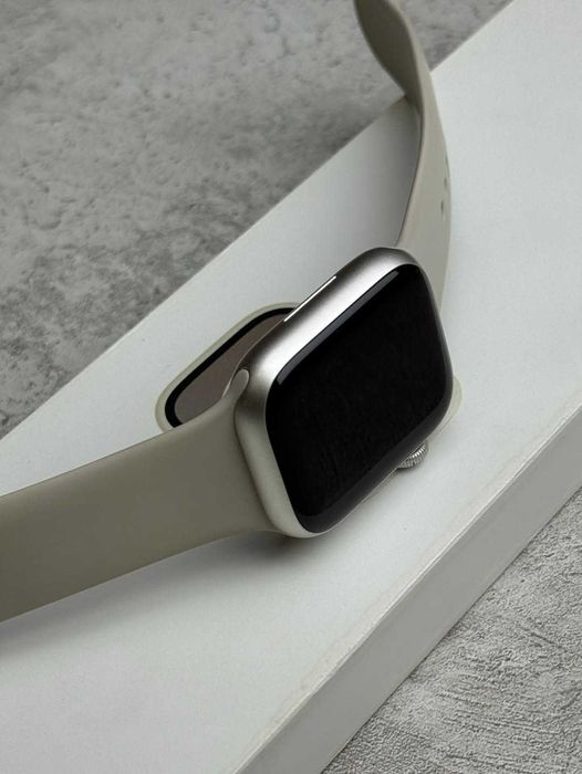 Apple Watch 9 Silver. Ідеальний стан. Новий