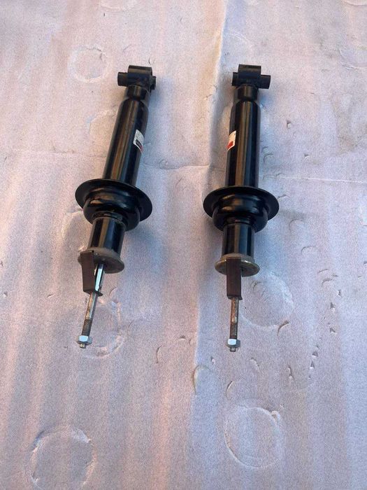 Продам амортизаторы BMW e34-e32