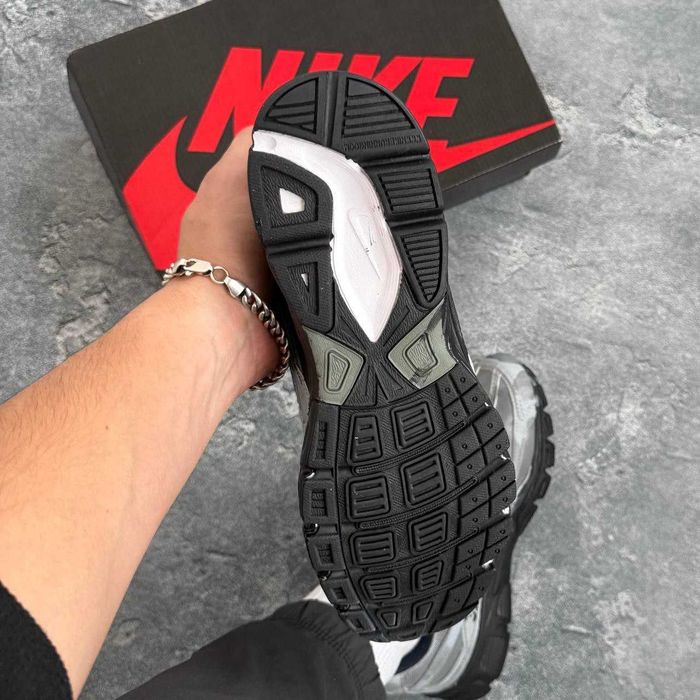 Кросівки Nike Initiator Custom grey