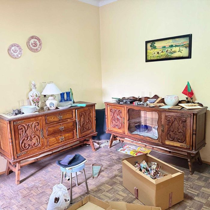 2 aparadores madeira maciça