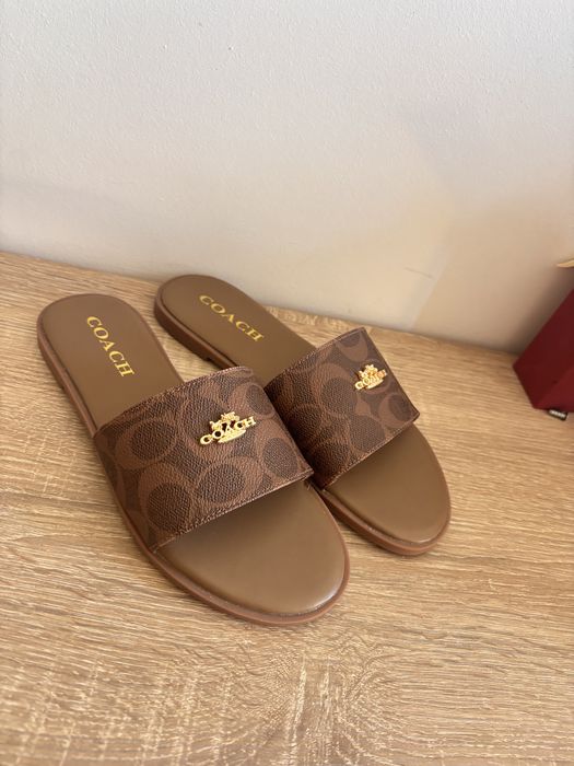 Klapki coach nowe