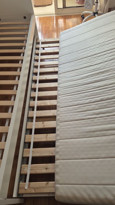 Cama ikea Brimmes