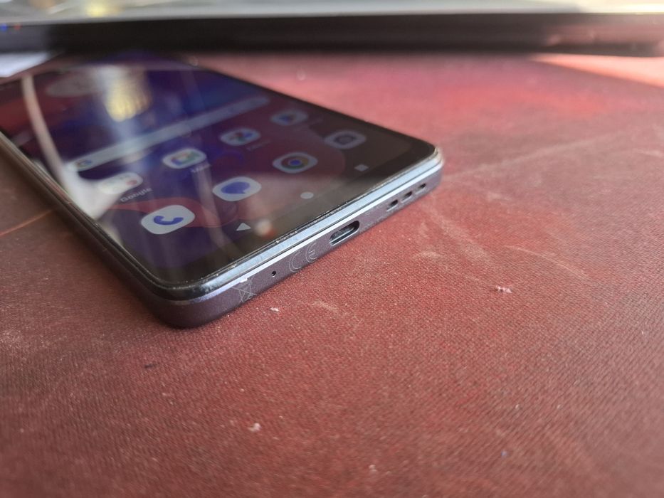 Motorola G04 8GB/128GB stan dobry.