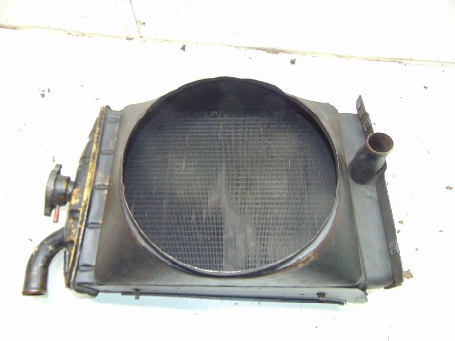 Fiat 600 radiador " usado em bom estado