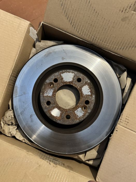 Тормозные диски передние Kia optima 2012,Hyundai