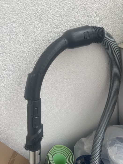 Продам пилосос Rowenta