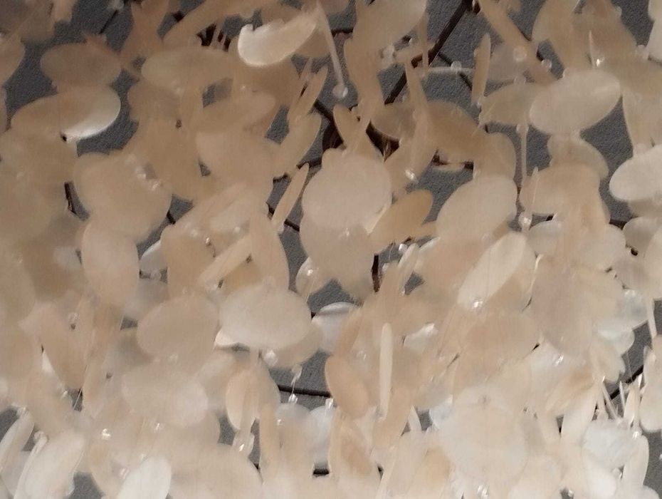 Candeeiro de tecto Loja do Gato Preto lantejoulas madrepérola