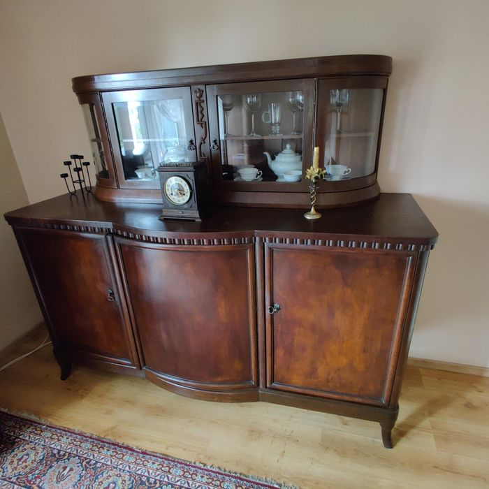 Kredens z nadstawką, komoda