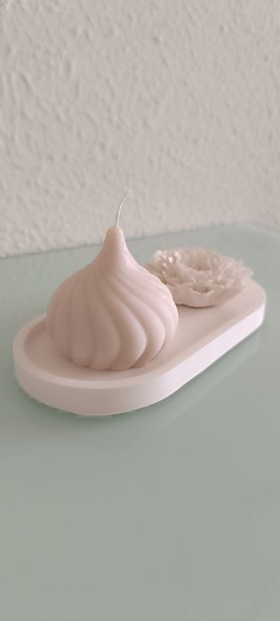 Conjunto de vela perfumada e flor em gesso cerâmico