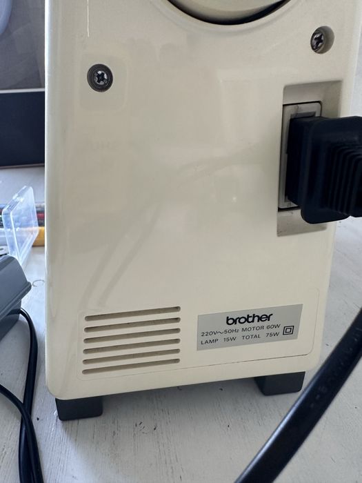 Продам Швейну Машинку Brother VX 2080