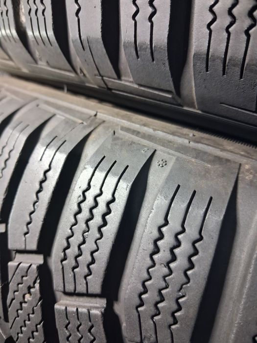 235/60 R18 Hankook ICept evo 2 шини б/у зима Пара