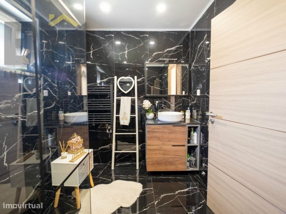 Moradia T4 com jardim em Castelo Branco
