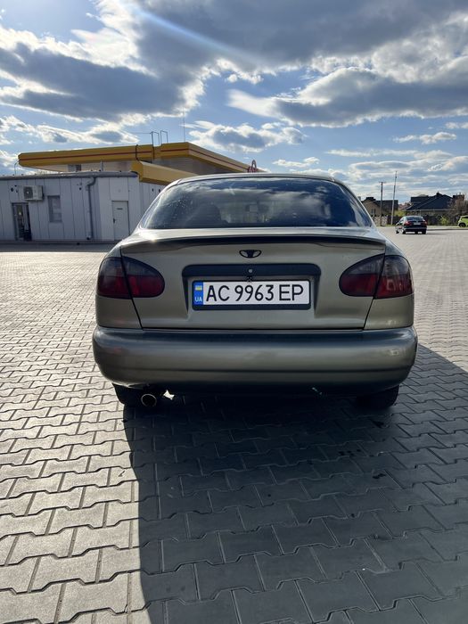 Daewoo Lanos 1.5  максимальна комплектація