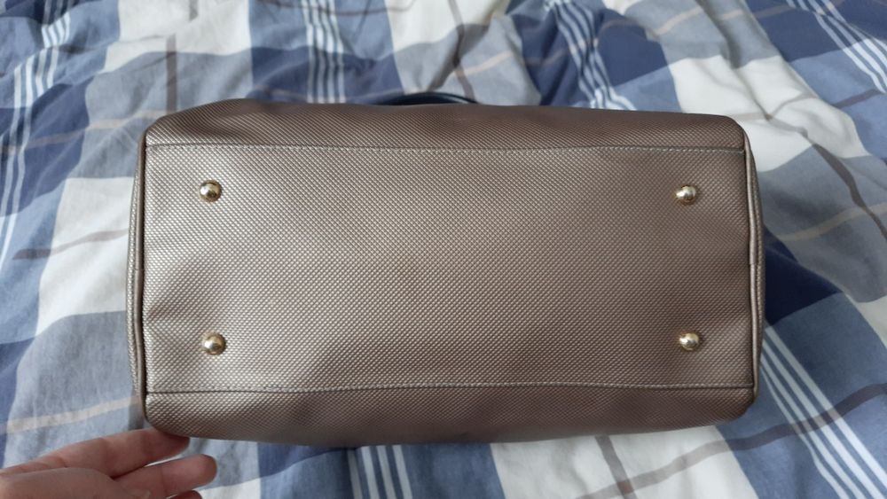 Longchamp kuferek torebka złota 20x20x35 uszy