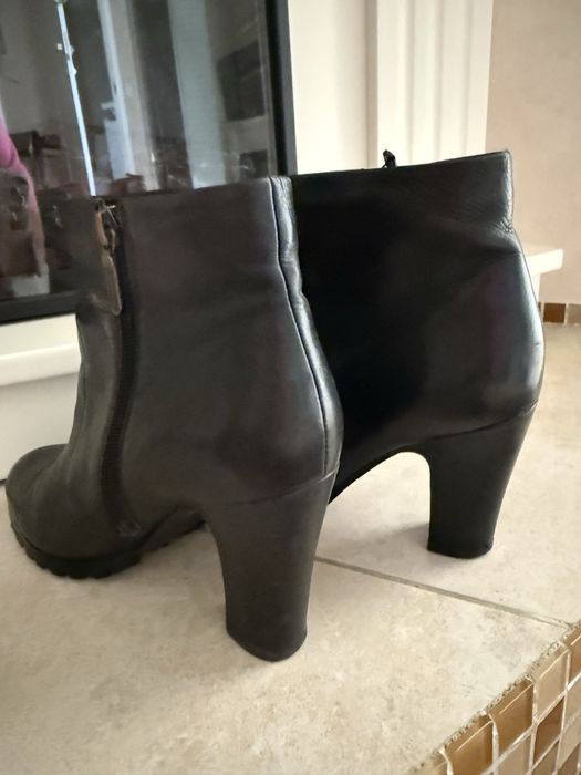 Ботільони  осіньНа байці.