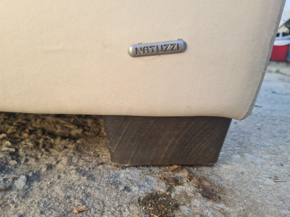 Sofá em cabedal usado