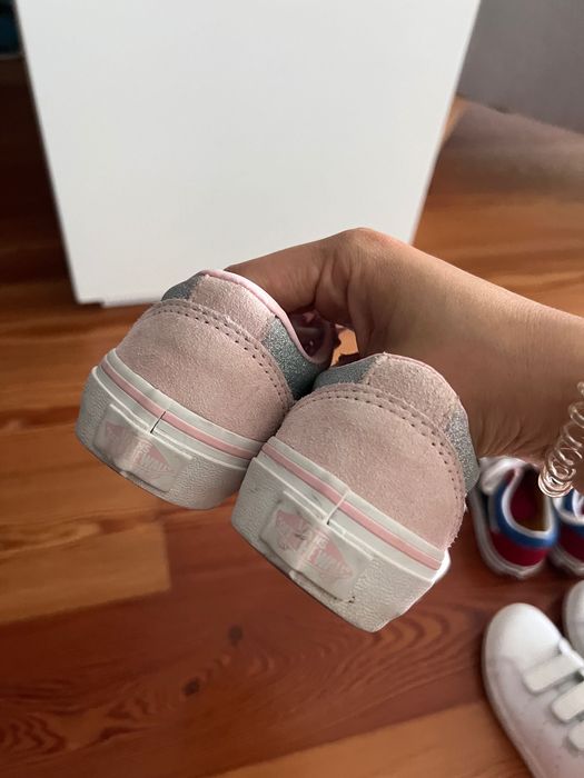 Ténis de menina vans como novo
