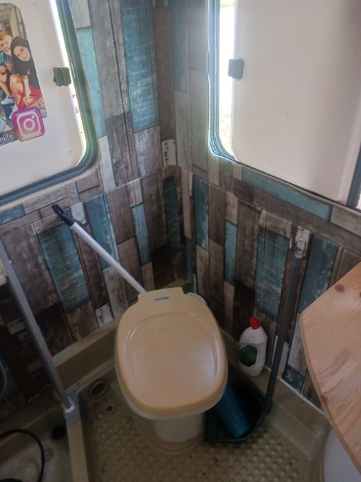 Autocaravana de 7 lugares e 5 dormidas