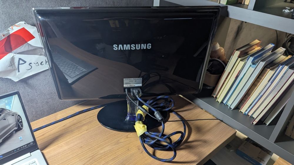 Монитор Samsung p2370