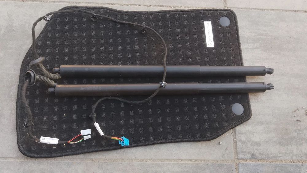 SIŁOWNIKI ELEKTRYCZNE KLAPY MERCEDES EQB X243 300 4MATIC A2478902600 A2478902500