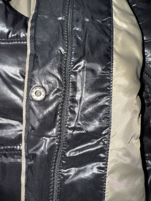 Жилет с капюшеном, без дефектов, одет несколько раз