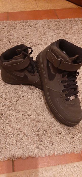 Spatilhas Nike Air verdes escuras cano alto