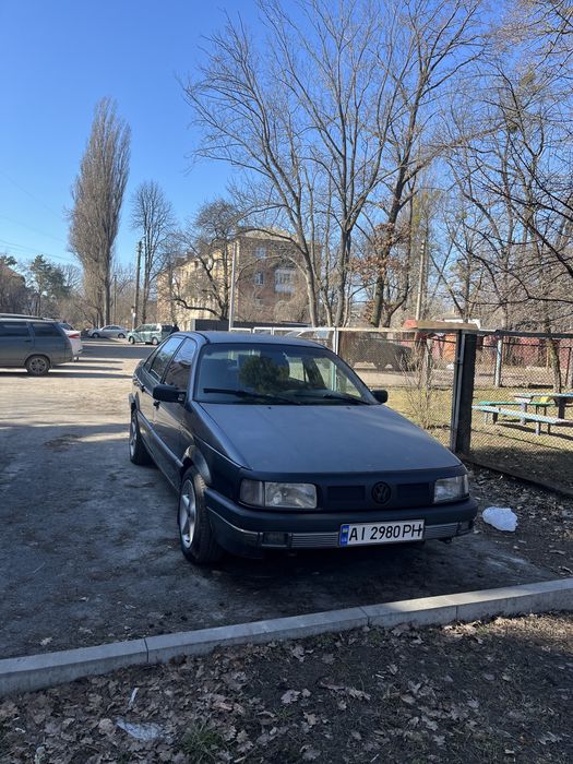 Passat b3 1988 року 1.8