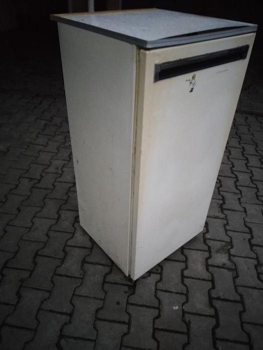 Продам холодильник б/у