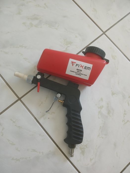 Sprzedam piaskarke raz użytą