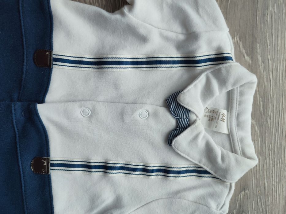 Elegancki pajacyk strój 68 H&M