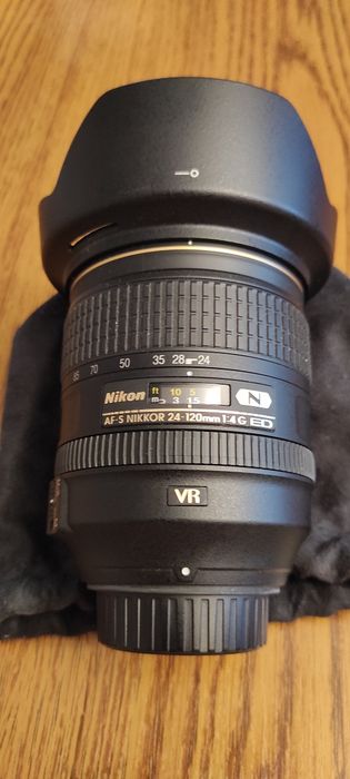 Obiektyw Nikkor 24-120mm f/4 G ED AF-S VR  pod pełną klatkę.