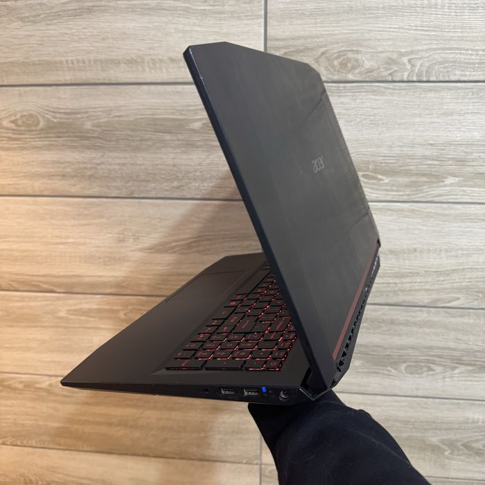Ігровий ноутбук Acer Nitro Gtx 1050 4Gb, i5 8300H