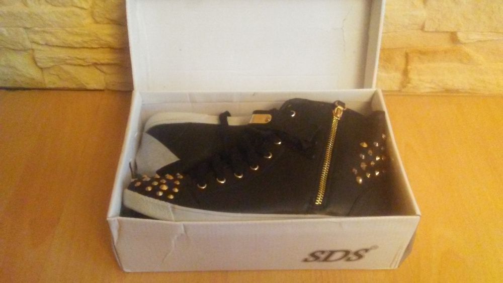 Buty trampki SNEAKERSY sportowe z ćwiekami roz.40