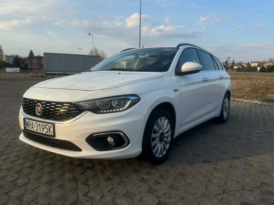 Fiat Tipo Mutlijet 1.6, automat, kamera, ekran