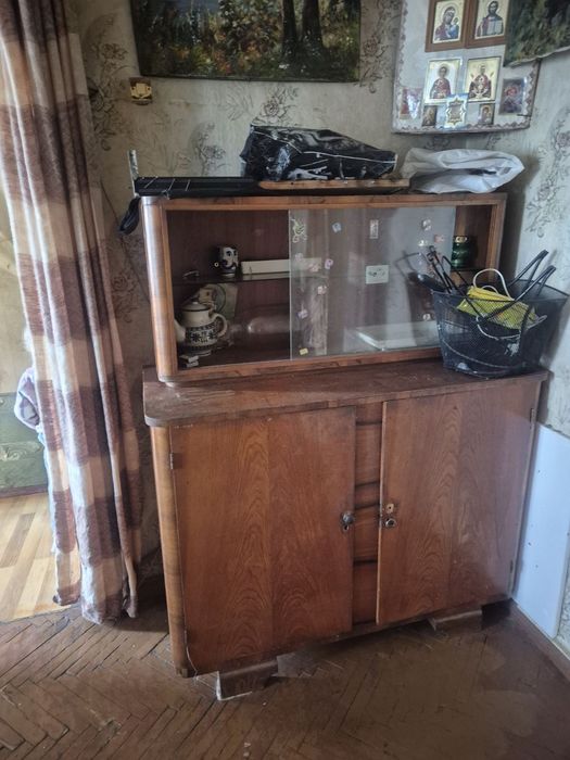 Шафа. Тумба. Віддам даром