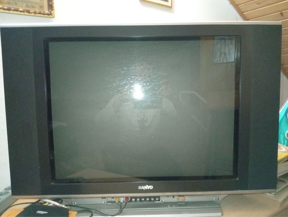 Телевізор Sanyo в ідеальному стані