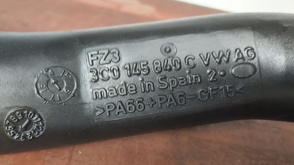 Новий оригінал патрубок інтеркулера VAG 3C0145840C Audi, Volkswagen, Skoda, Seat