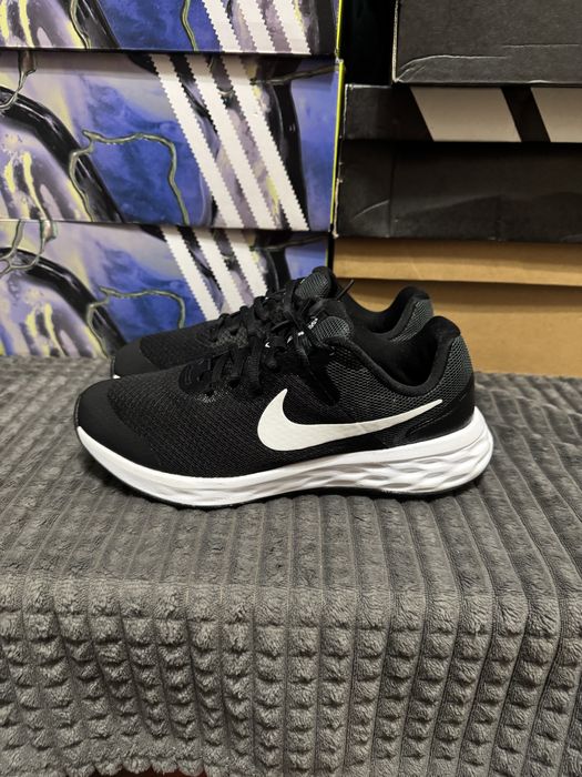 Кросівки Nike Revolution 6 36,5(23,5см) оригінал