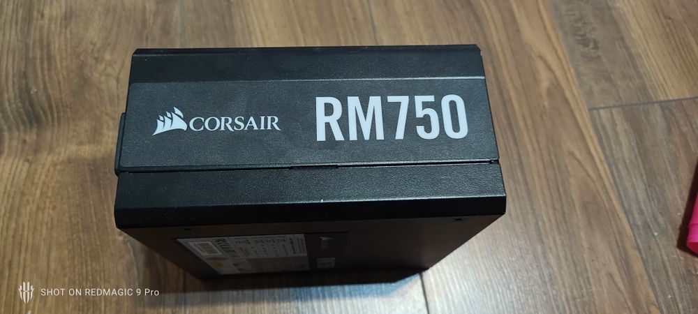 Zasilacz komputerowy Corsair RM750
