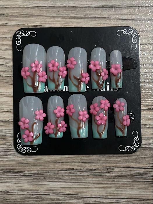 Press on nails Arizona