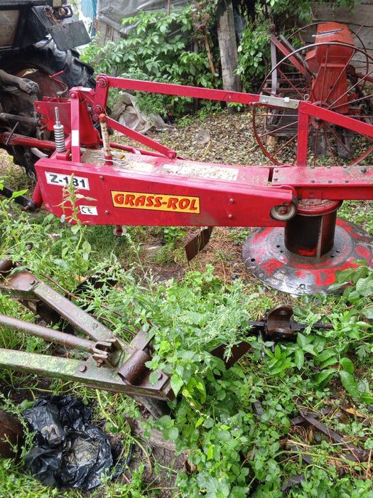 Обміняю хорошу майже нову  165 на 1 35 так як важкувата на т 25