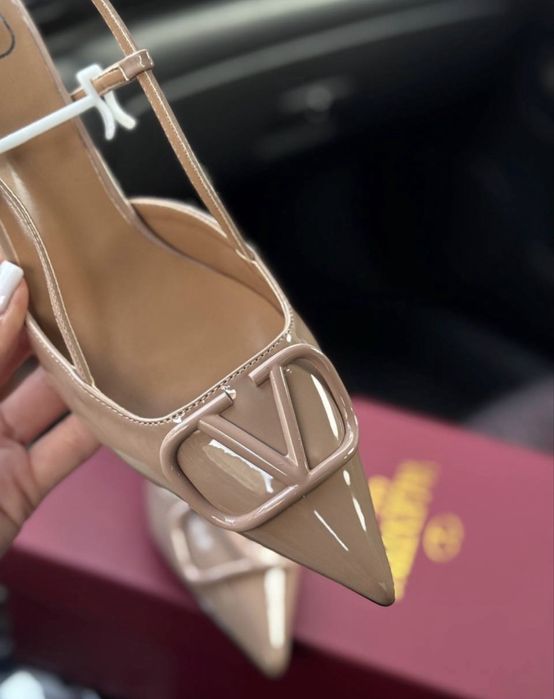 Туфли, слингбеки, лодочки valentino