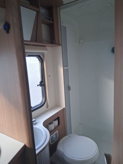 Aluga-se Autocaravana.    70€