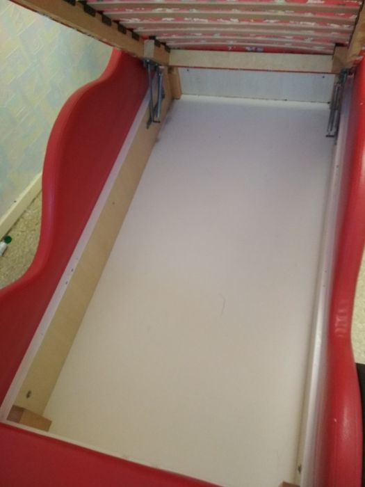 Кровать-машина