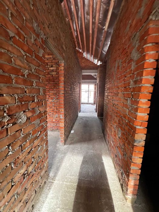 одноповерховий дуплекс в Лісовій Бучі, з газом, через дорогу ліс без %