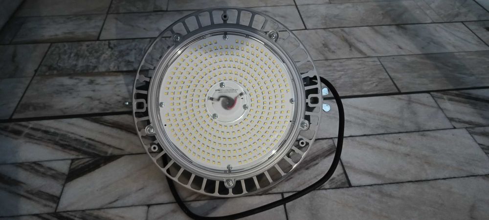 Lampa LED  robocza/ warsztatowa OSRAM  bardzo mocna