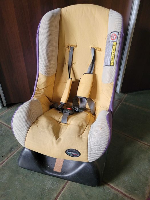 Fotelik samochodowy NEONATO 0-10 kg / 9-18 kg żółty