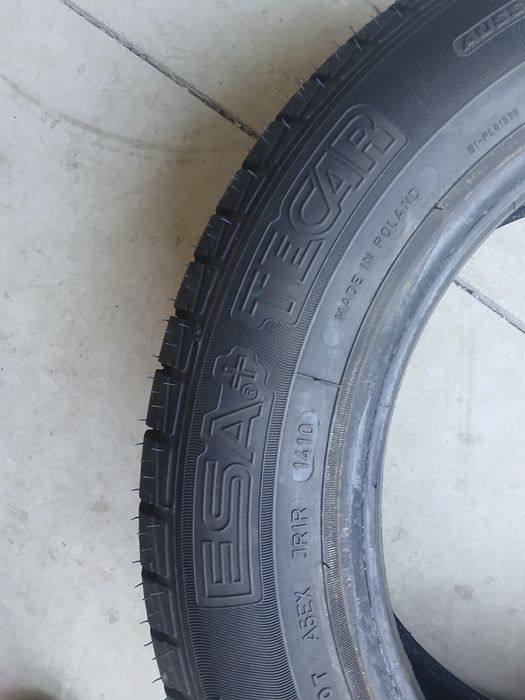 2 pneus 175 65 r14 Esa Tecar